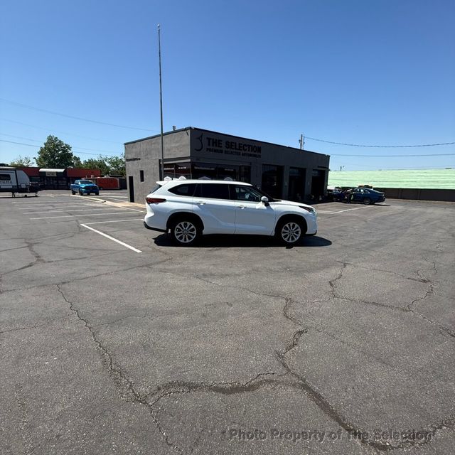 2022 Toyota Highlander LIMITED AWD W/12.3IN TOUCHSCREEN BIRDS EYEVIEW CAMERA - 23021592 - 14