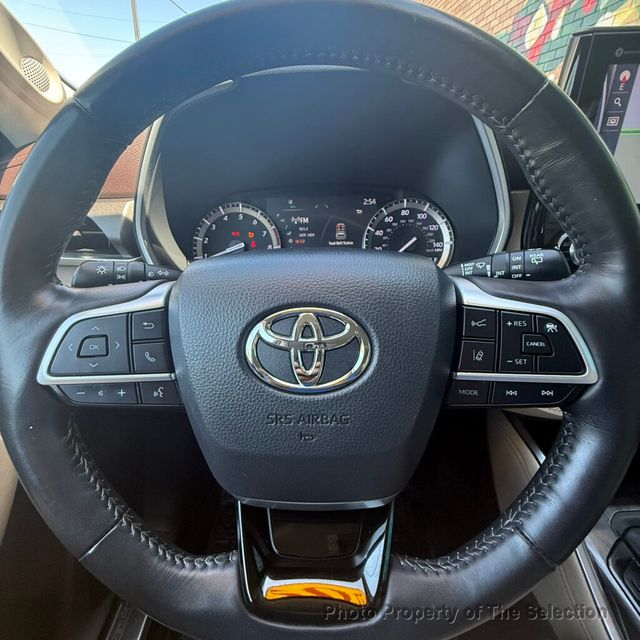2022 Toyota Highlander LIMITED AWD W/12.3IN TOUCHSCREEN BIRDS EYEVIEW CAMERA - 23021592 - 19