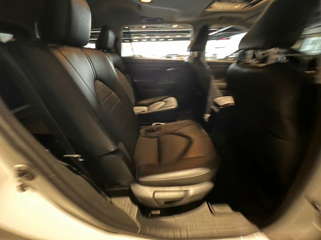 2022 Toyota Highlander LocalTrade/XLE/AWD/MoonRoof/3rdRow/HtdSeats/AdapCruise - 22985229 - 28