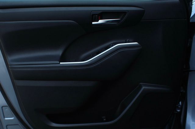 2022 Toyota Highlander ONE OWNER AWD XLE - 22915166 - 20