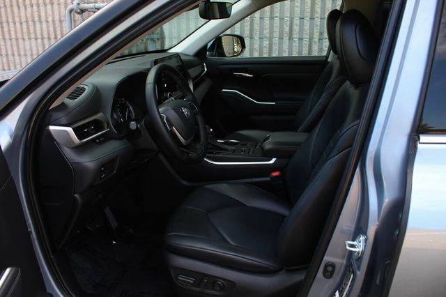 2022 Toyota Highlander ONE OWNER AWD XLE - 22915166 - 24