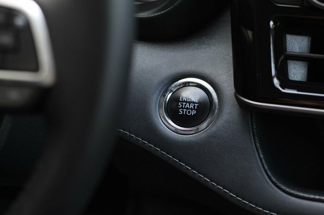 2022 Toyota Highlander ONE OWNER AWD XLE - 22915166 - 27