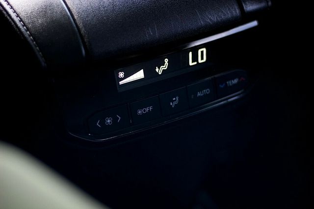 2022 Toyota Highlander ONE OWNER AWD XLE - 22915166 - 30