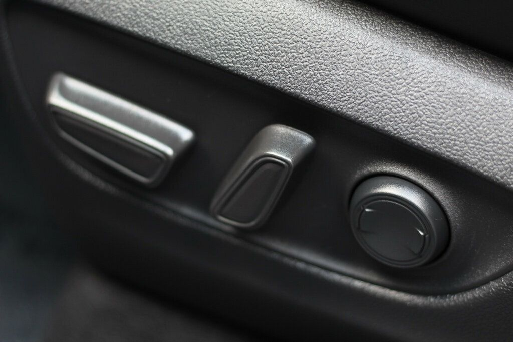 2022 Toyota Highlander XLE photo 29