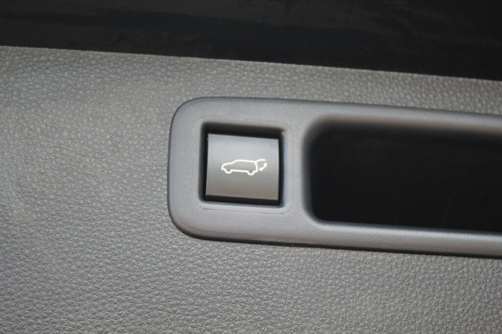 2022 Toyota Highlander XLE photo 32