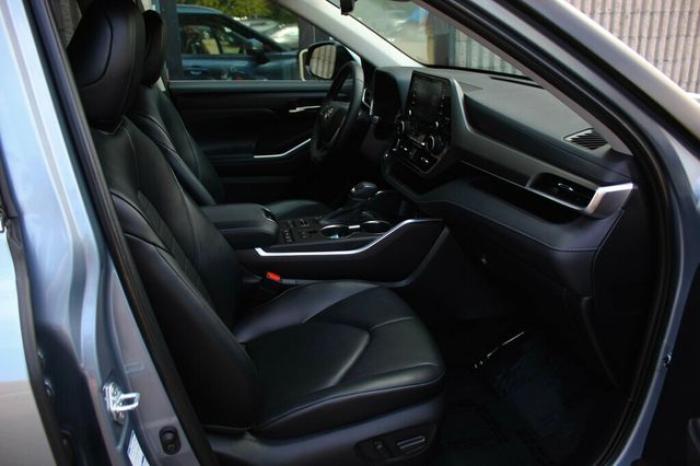 2022 Toyota Highlander ONE OWNER AWD XLE - 22915166 - 7