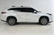 2022 Toyota Highlander Platinum AWD - 22953834 - 3