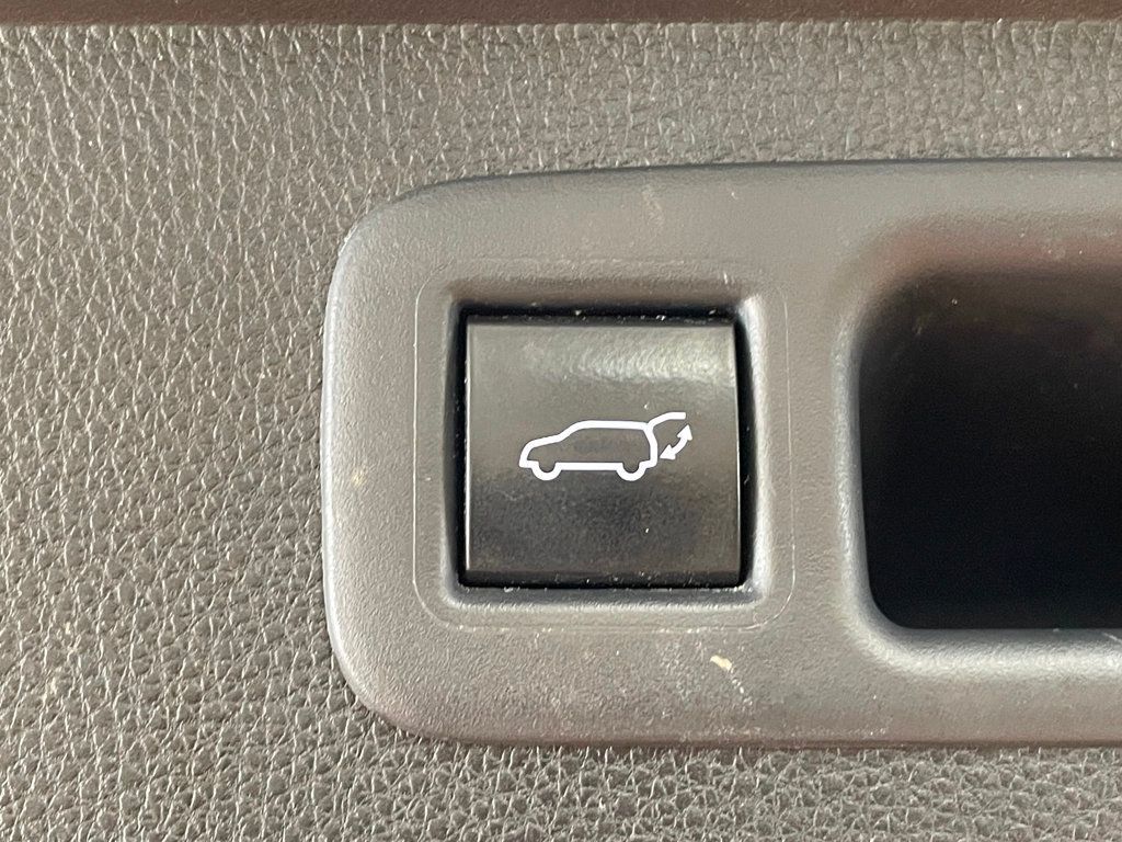 2022 Toyota Highlander XLE AWD - 23008416 - 18