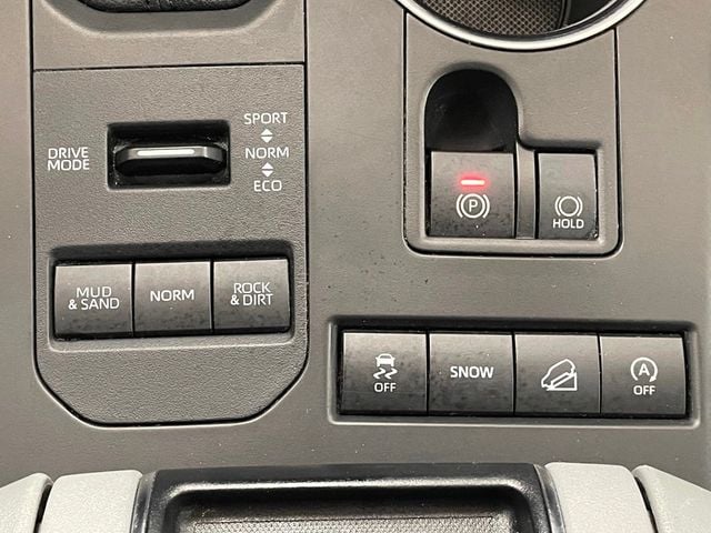 2022 Toyota Highlander XLE AWD - 23008416 - 29