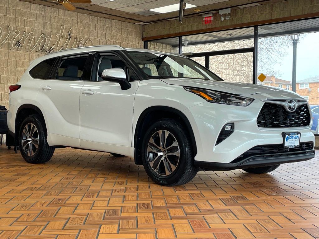 2022 Toyota Highlander XLE AWD - 23008416 - 7