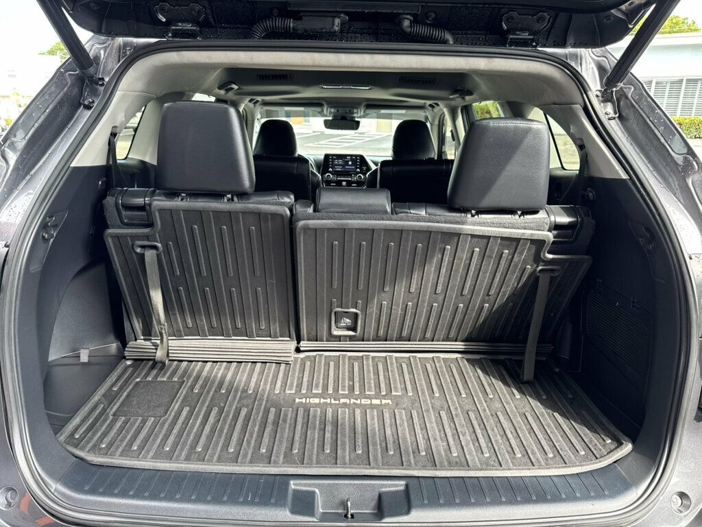 2022 Toyota Highlander XLE AWD - 23084498 - 14