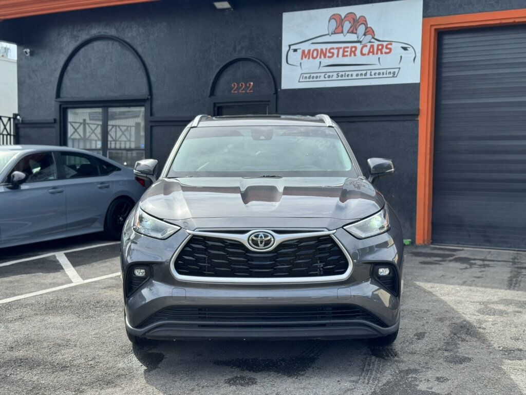 2022 Toyota Highlander XLE AWD - 23084498 - 3