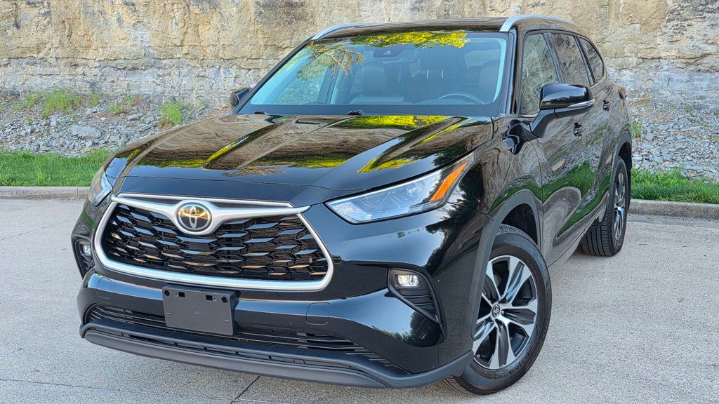 2022 Toyota Highlander XLE AWD - 23024780 - 0