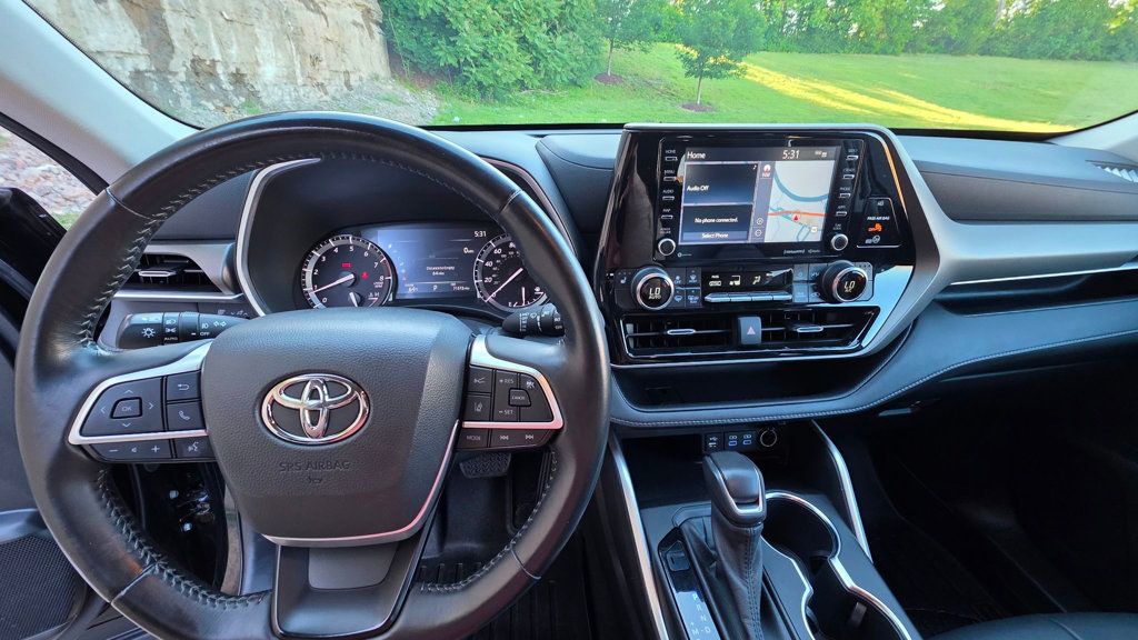 2022 Toyota Highlander XLE AWD - 23024780 - 18