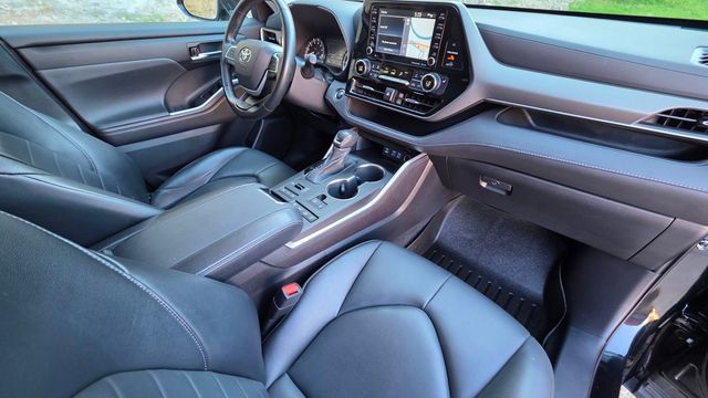 2022 Toyota Highlander XLE AWD - 23024780 - 24
