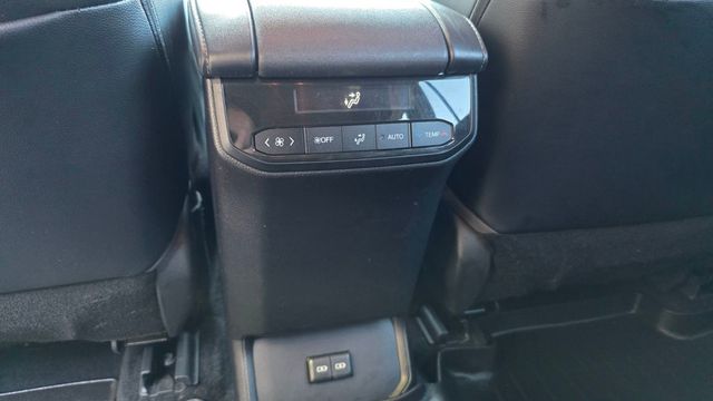 2022 Toyota Highlander XLE AWD - 23024780 - 30