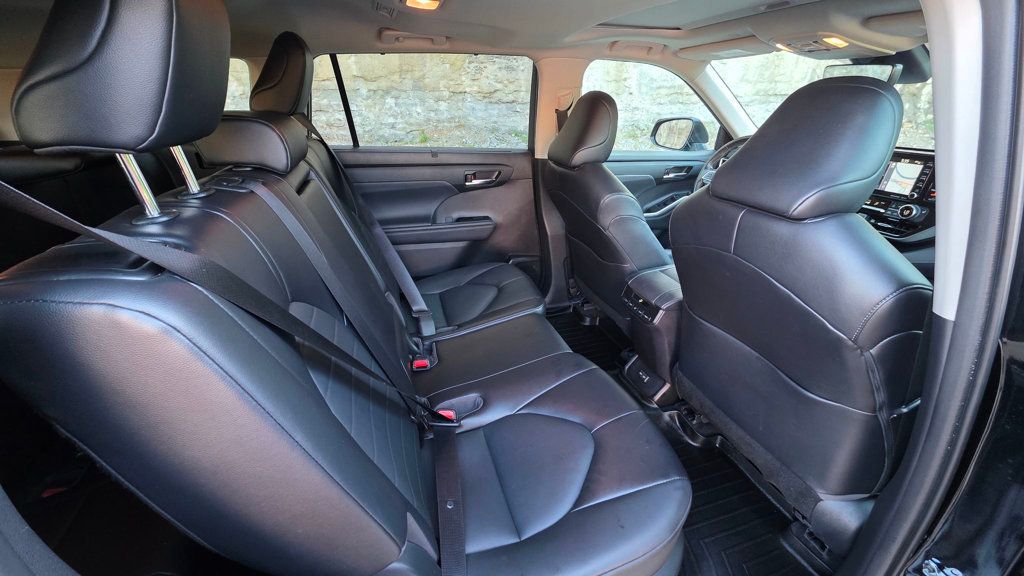 2022 Toyota Highlander XLE AWD - 23024780 - 33