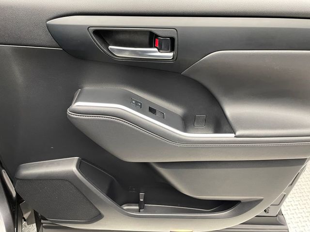2022 Toyota Highlander XLE AWD - 22954582 - 14