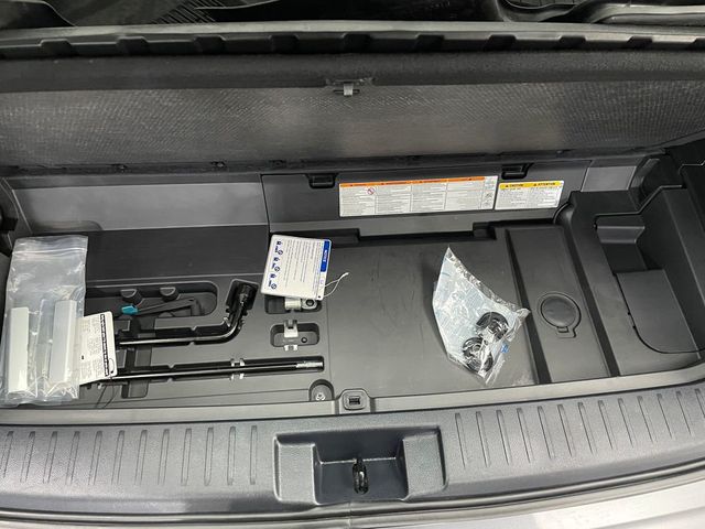 2022 Toyota Highlander XLE AWD - 22954582 - 44