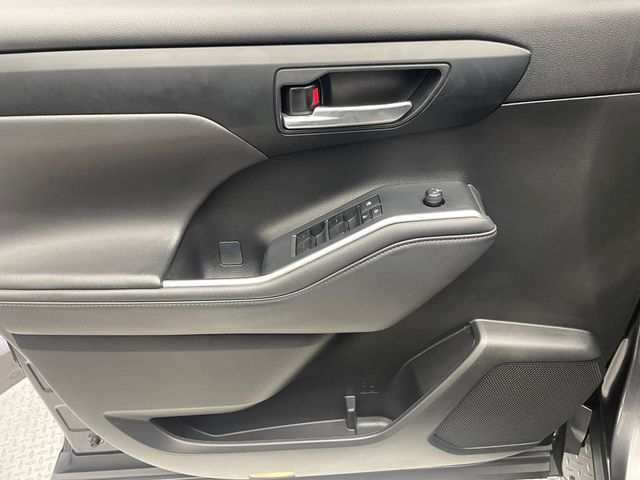 2022 Toyota Highlander XLE AWD - 22954582 - 8