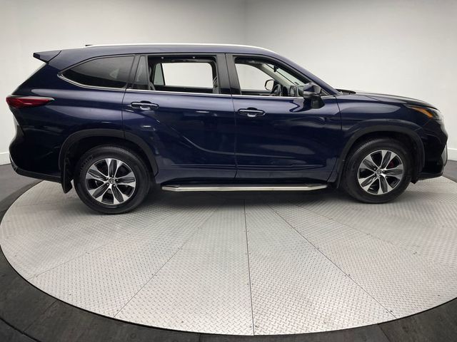 2022 Toyota Highlander XLE AWD - 22968034 - 3