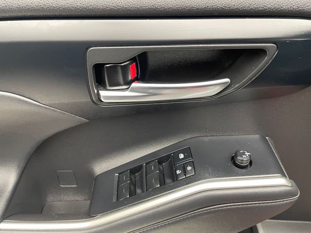2022 Toyota Highlander XLE AWD - 22987786 - 9