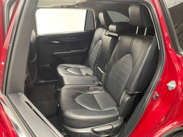 2022 Toyota Highlander XLE AWD - 22987786 - 16