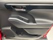 2022 Toyota Highlander XLE AWD - 22987786 - 19