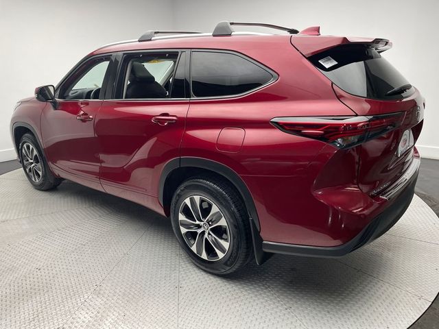 2022 Toyota Highlander XLE AWD - 22987786 - 6