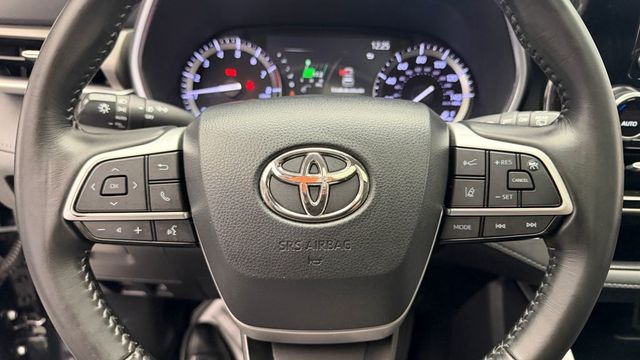 2022 Toyota Highlander XLE AWD - 23034743 - 19