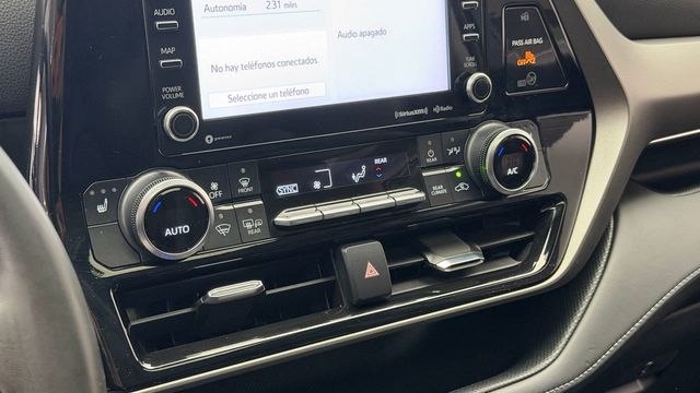 2022 Toyota Highlander XLE AWD - 23034743 - 23