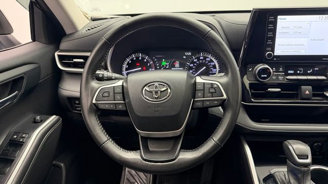 2022 Toyota Highlander XLE AWD - 23034743 - 27