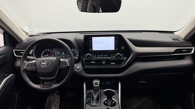 2022 Toyota Highlander XLE AWD - 23034743 - 28