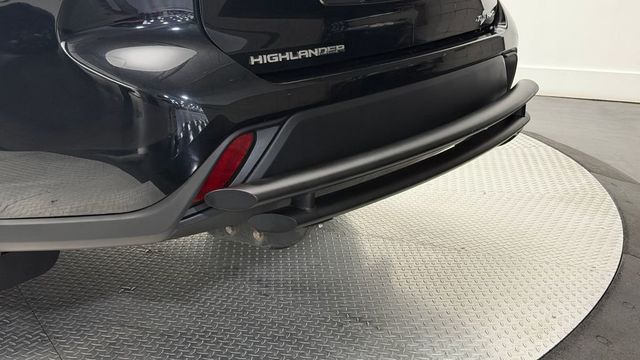 2022 Toyota Highlander XLE AWD - 23034743 - 35