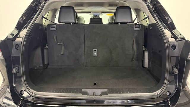 2022 Toyota Highlander XLE AWD - 23034743 - 38