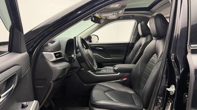 2022 Toyota Highlander XLE AWD - 23034743 - 8