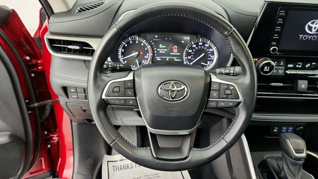2022 Toyota Highlander XLE AWD - 22948586 - 13