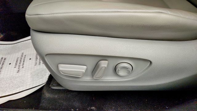 2022 Toyota Highlander XLE AWD - 23043971 - 11