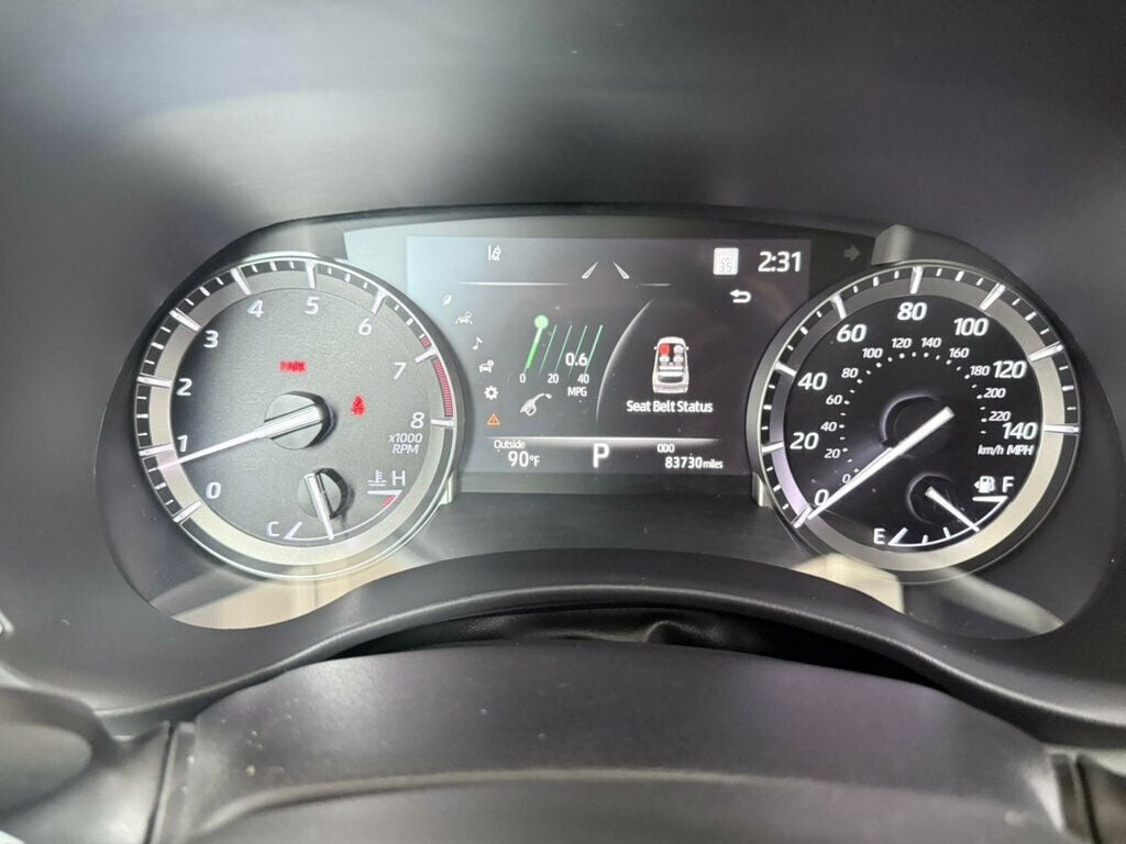 2022 Toyota Highlander XLE photo 30