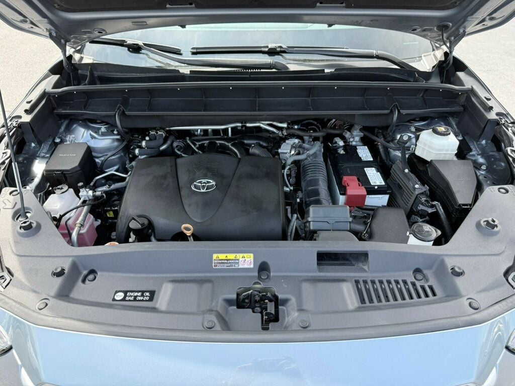 2022 Toyota Highlander XLE photo 41