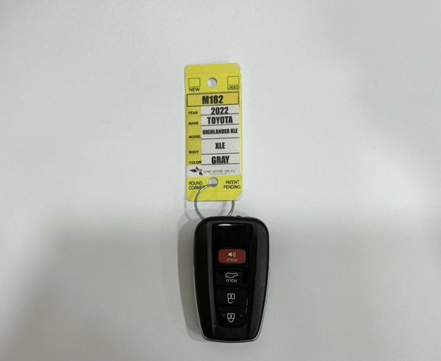 2022 Toyota Highlander XLE AWD - 22885246 - 45