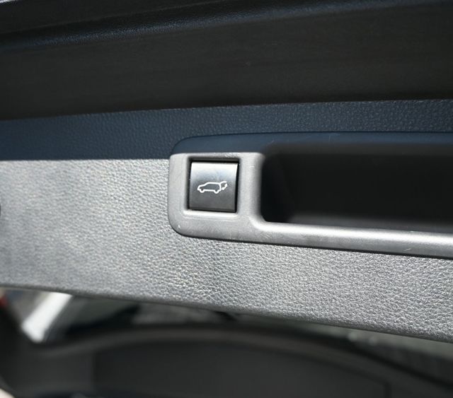 2022 Toyota Highlander XLE FWD - 23000127 - 17