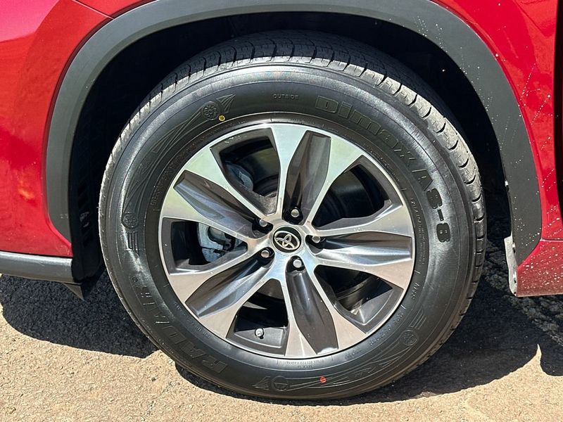 2022 Toyota Highlander XLE FWD - 22989981 - 10