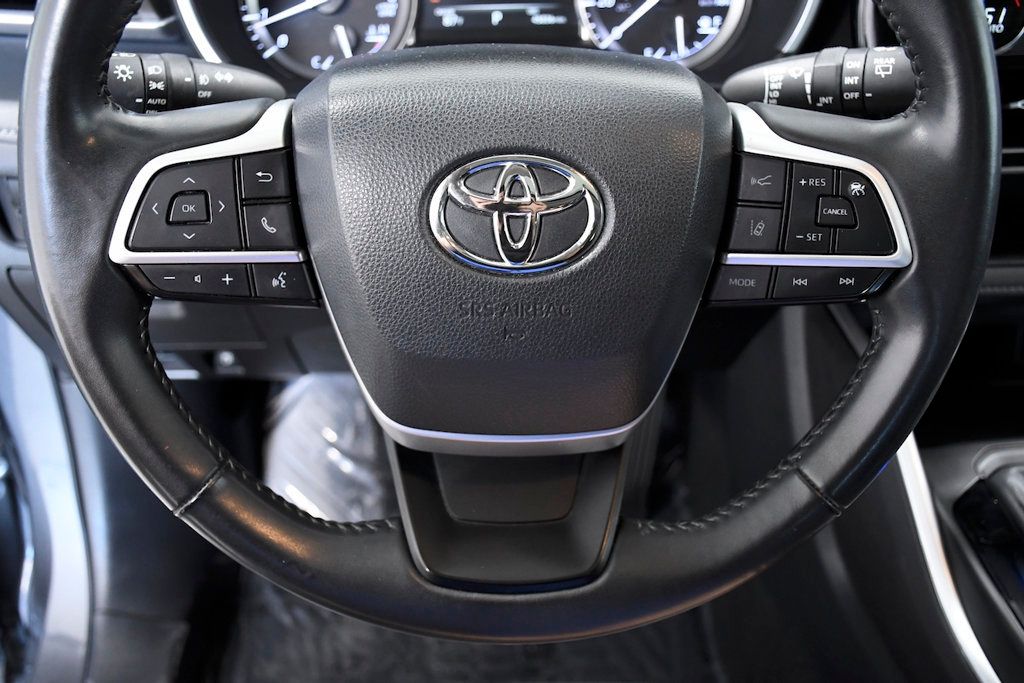 2022 Toyota Highlander XLE FWD - 22804423 - 21