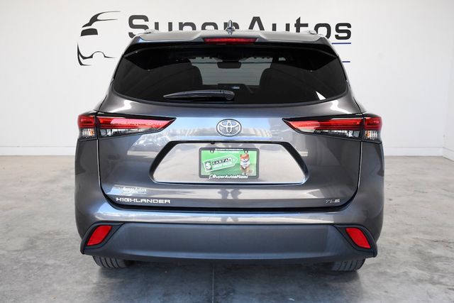 2022 Toyota Highlander XLE FWD - 22804423 - 4