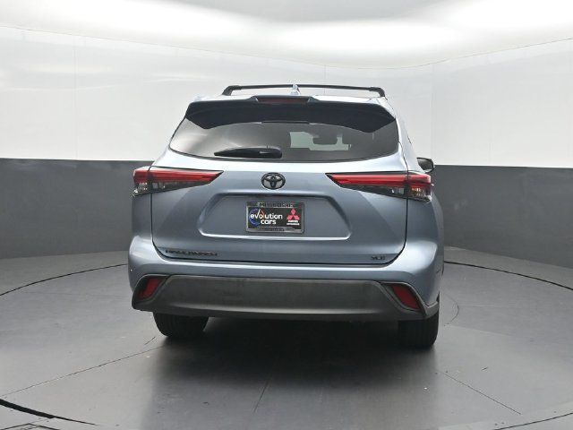 2022 Toyota Highlander XLE FWD - 23081041 - 25