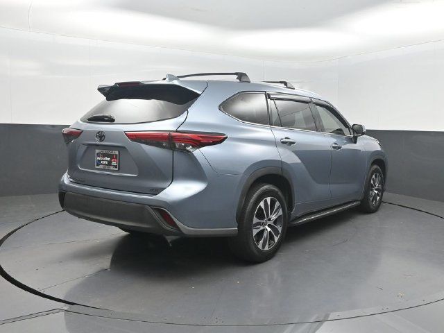 2022 Toyota Highlander XLE FWD - 23081041 - 26