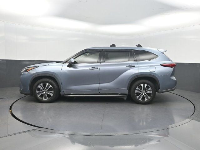 2022 Toyota Highlander XLE FWD - 23081041 - 2