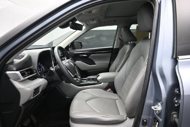 2022 Toyota Highlander XLE FWD - 23081041 - 5