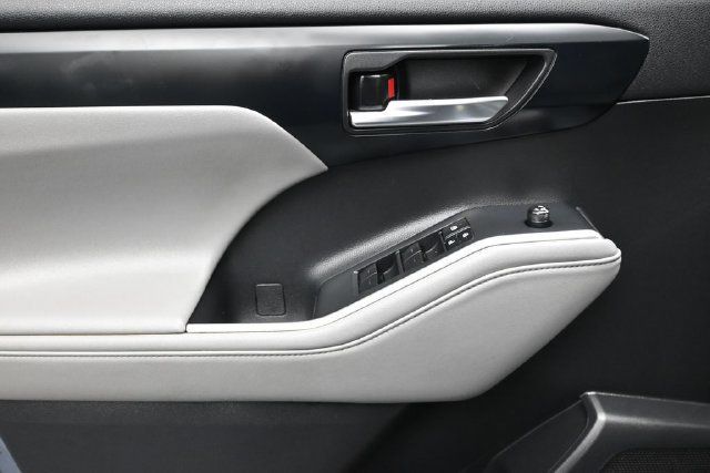 2022 Toyota Highlander XLE FWD - 23081041 - 6